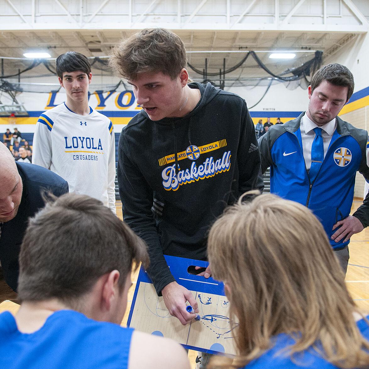 Loyola senior Kunz faces cancer challenge